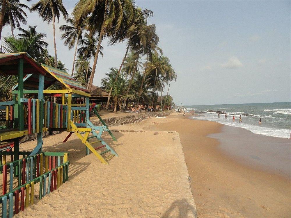 Coconut Grove Beach Resort Elmina Εξωτερικό φωτογραφία