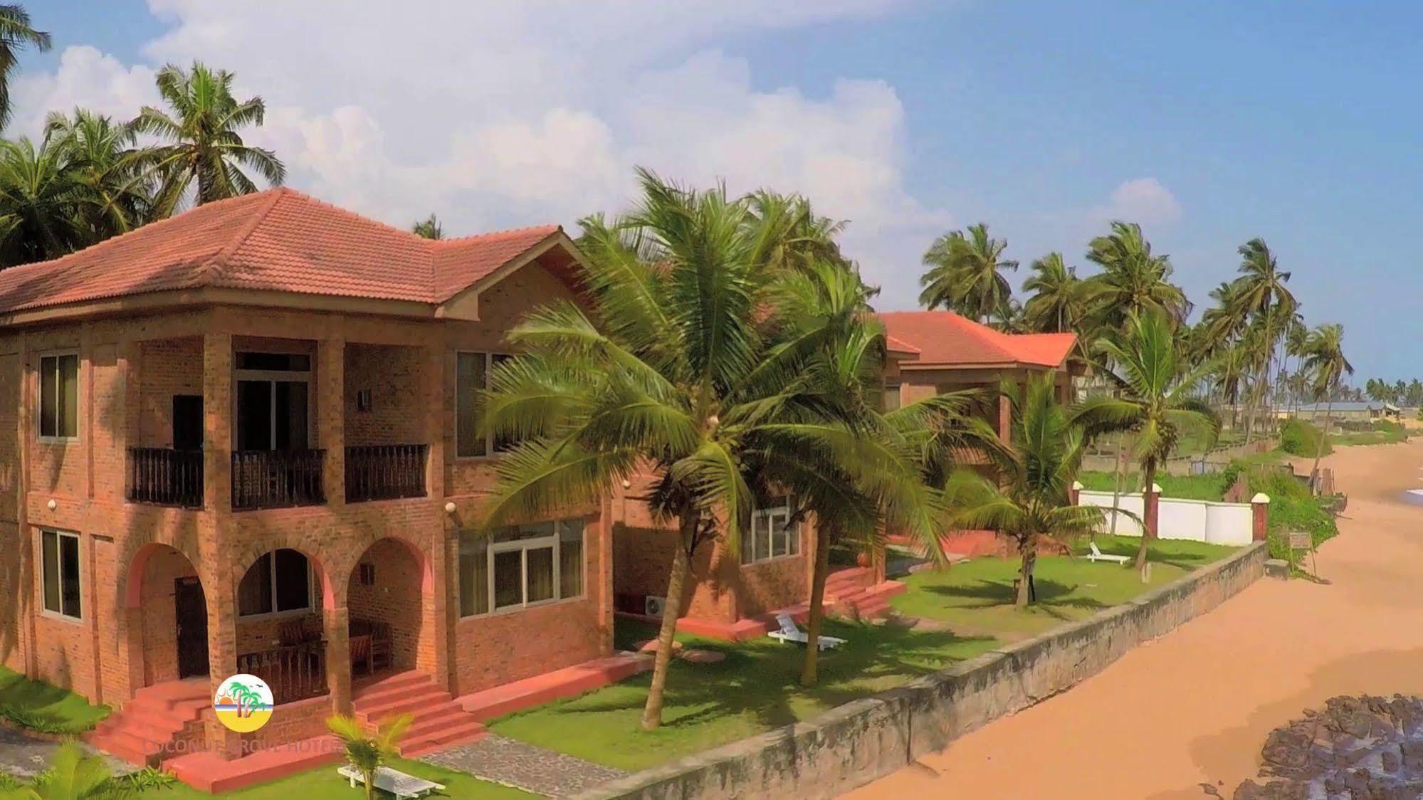 Coconut Grove Beach Resort Elmina Εξωτερικό φωτογραφία