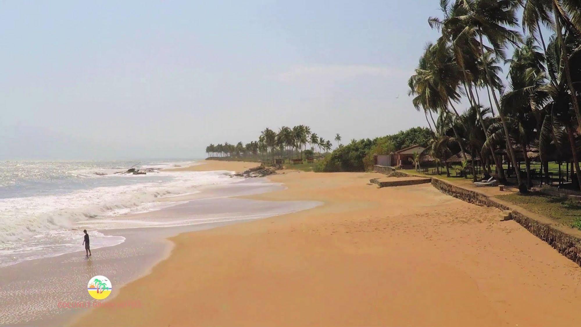 Coconut Grove Beach Resort Elmina Εξωτερικό φωτογραφία