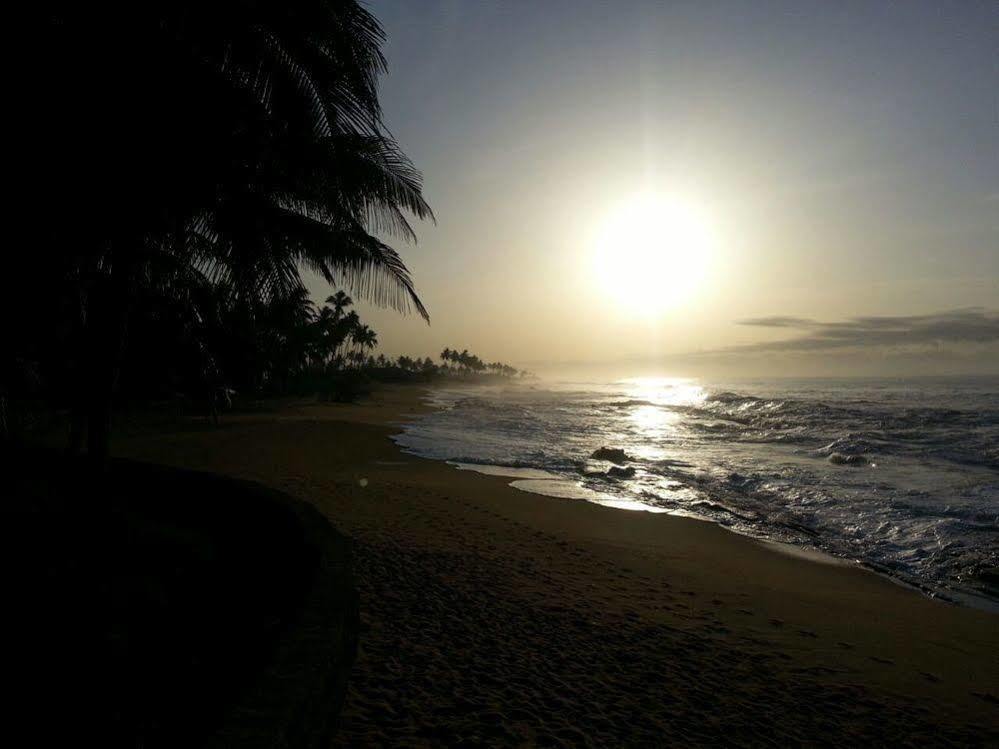 Coconut Grove Beach Resort Elmina Εξωτερικό φωτογραφία
