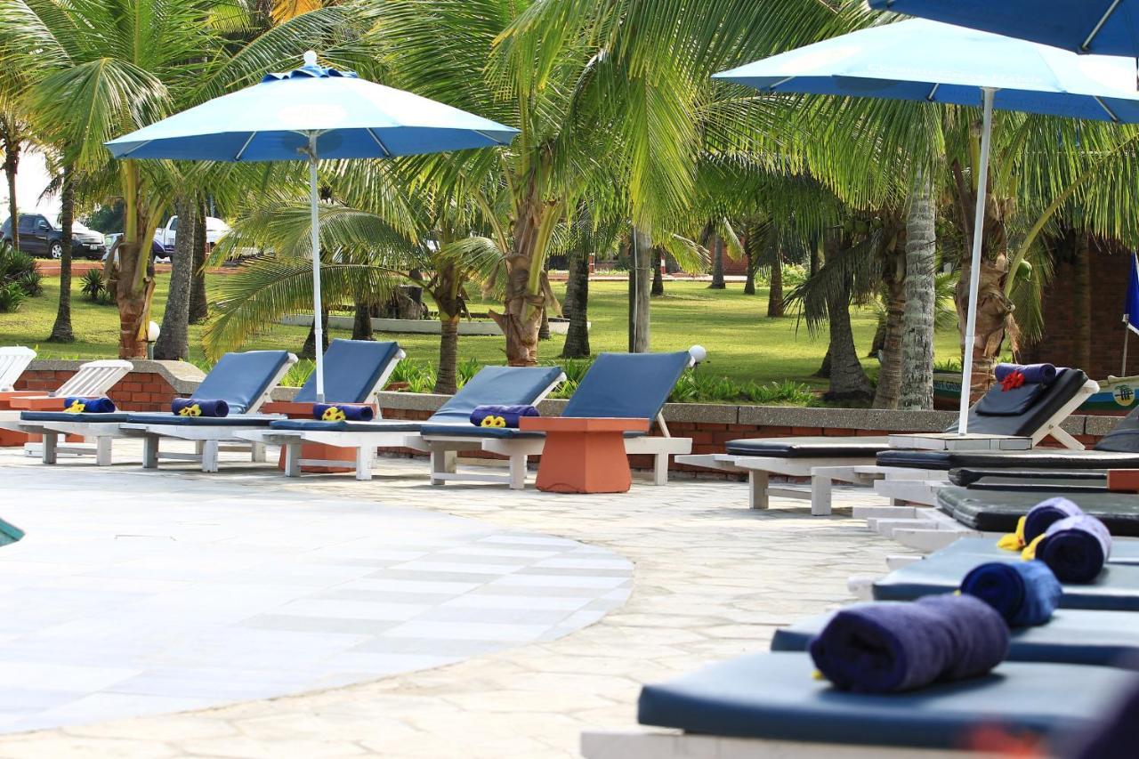 Coconut Grove Beach Resort Elmina Εξωτερικό φωτογραφία