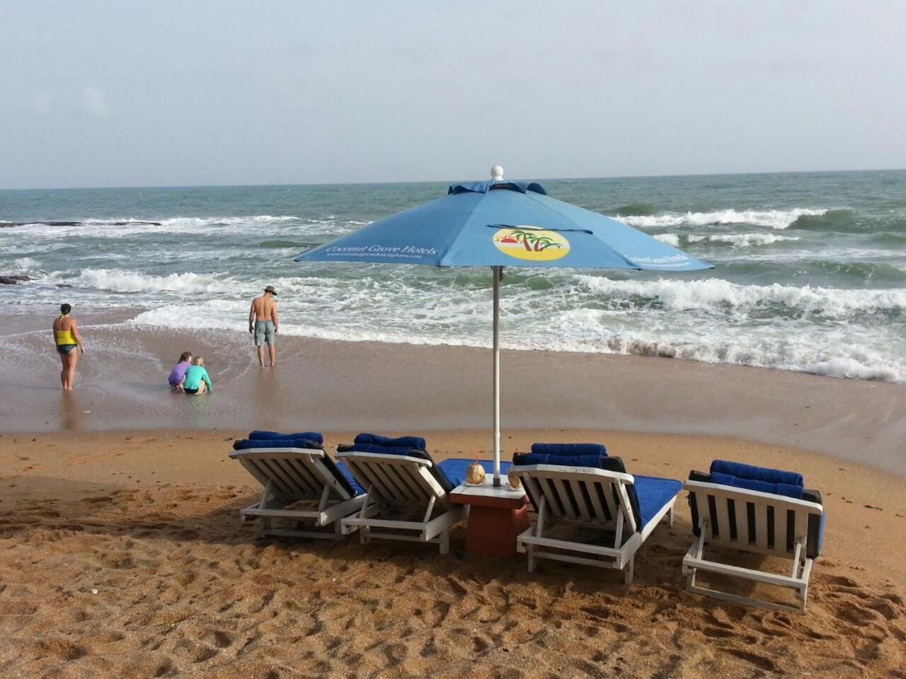 Coconut Grove Beach Resort Elmina Εξωτερικό φωτογραφία