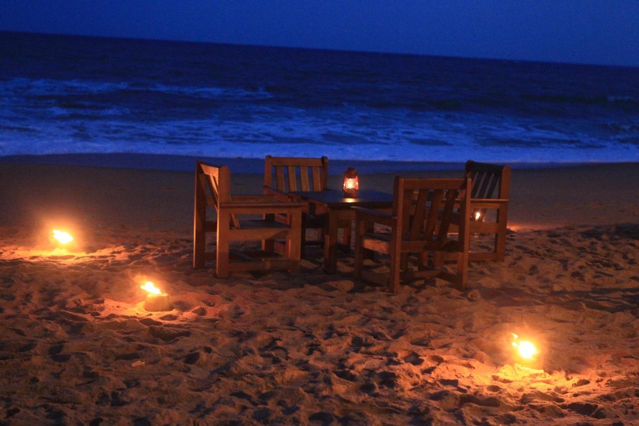 Coconut Grove Beach Resort Elmina Εξωτερικό φωτογραφία